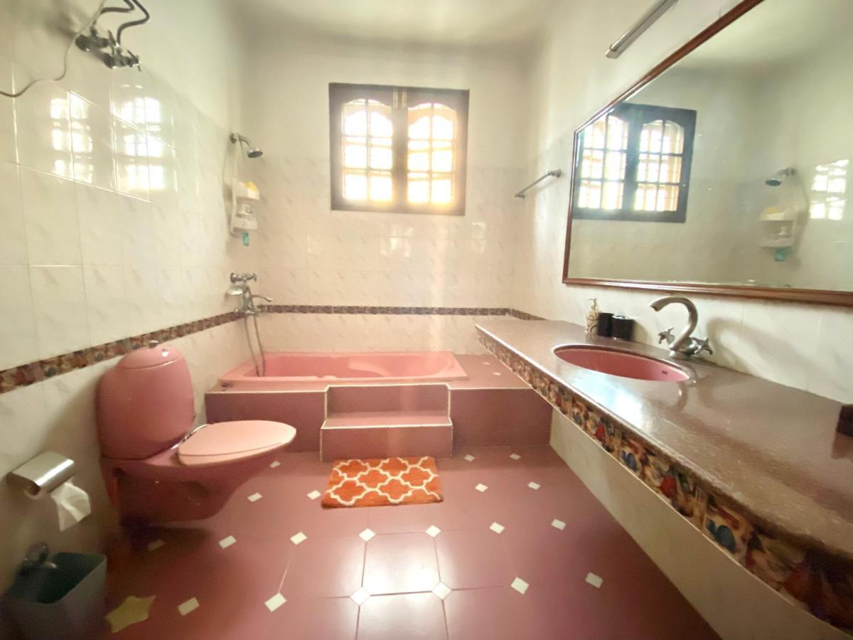 Roshani Pool Villa Gurgaon - 7Br #Privatepool #Villa #Bungalow #Garden #Staycation Екстер'єр фото