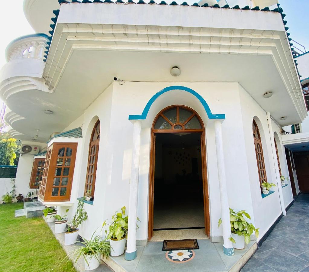 Roshani Pool Villa Gurgaon - 7Br #Privatepool #Villa #Bungalow #Garden #Staycation Екстер'єр фото